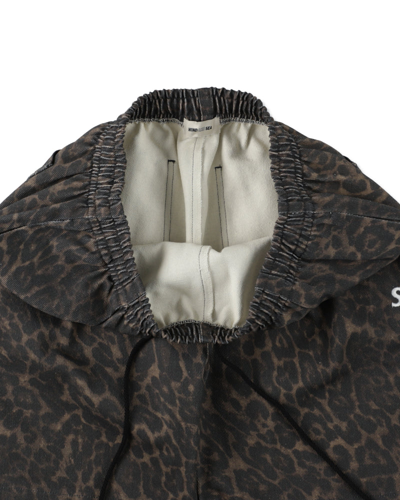 PATTERN LOGO SHORTS