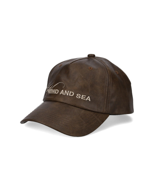 SYNTETIC LEATHER LOGO CAP