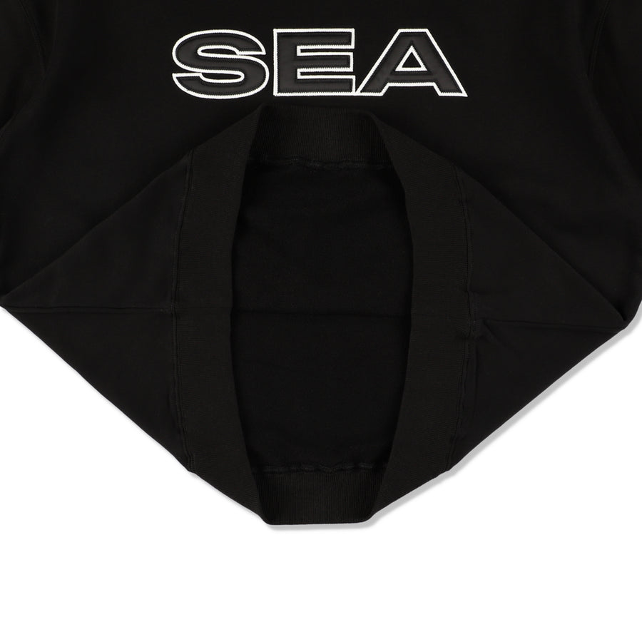 Satin Patch Crewneck Sweatshirt / BLACK