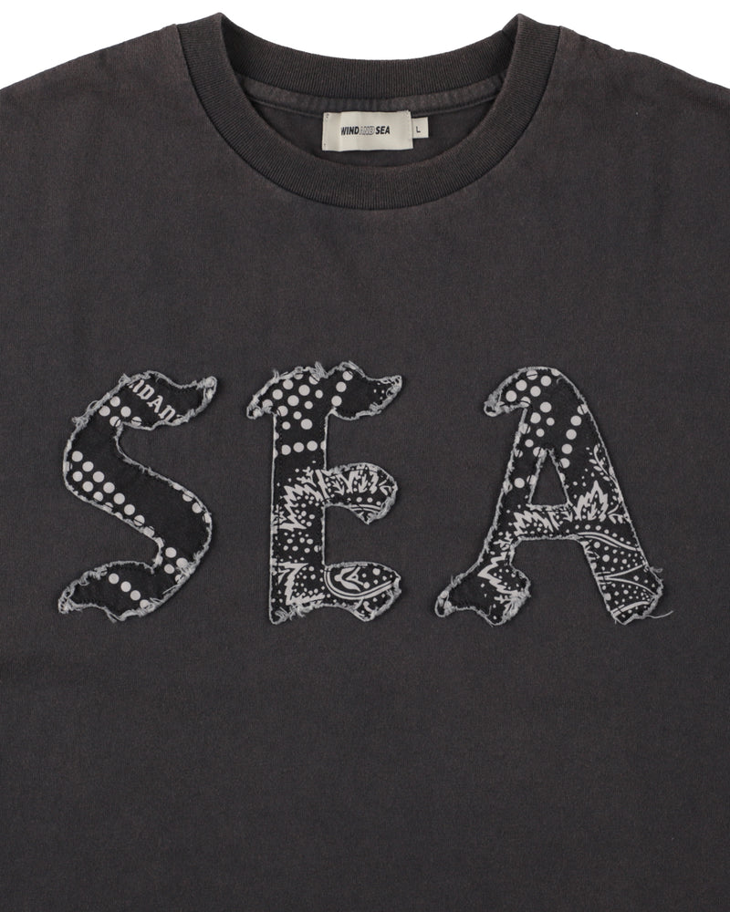 BLACK BANDANA LOGO TEE