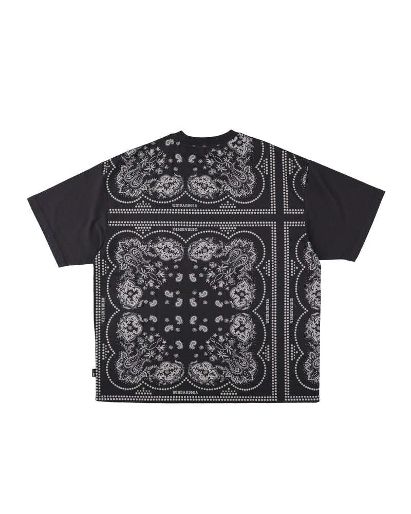 BLACK BANDANA BACK PANEL POCKET  TEE