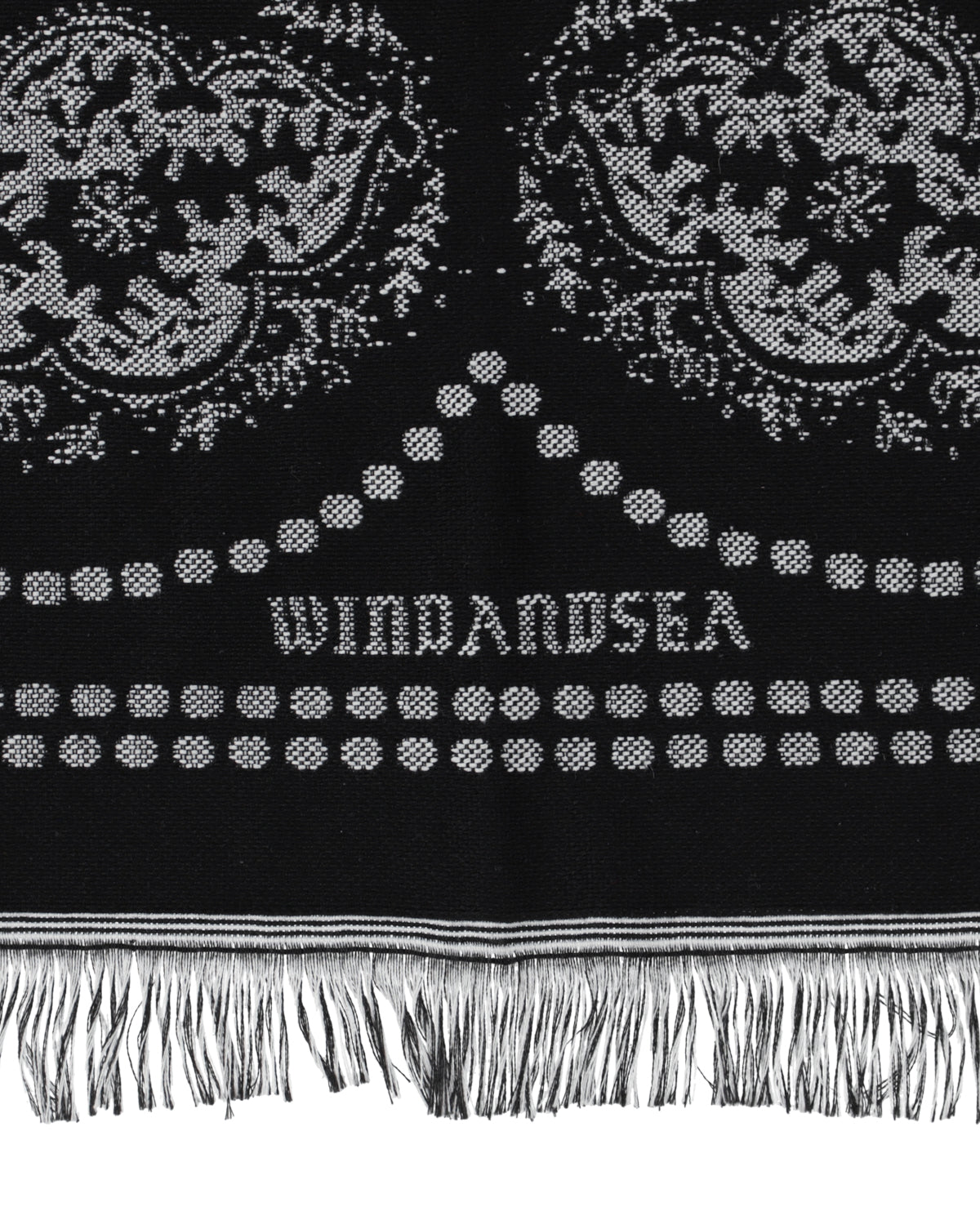 BLACK BANDANA BLANKET