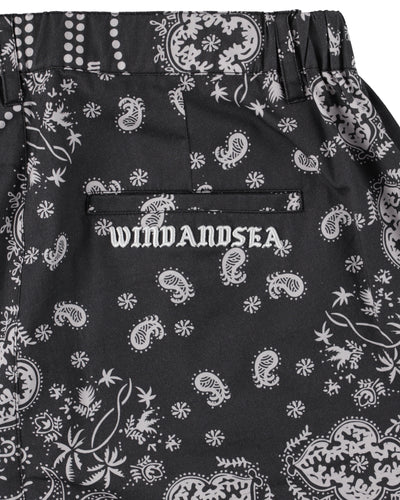 BLACK BANDANA SHORTS