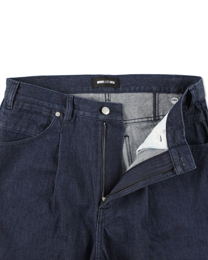 One Tuck Denim Pant