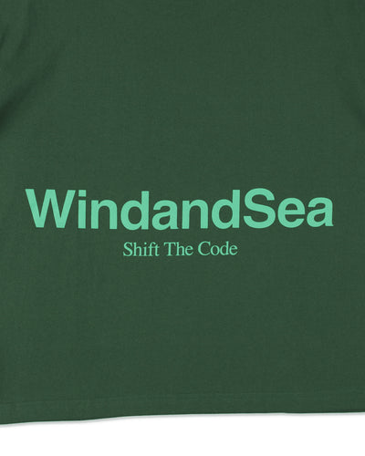 SHIFT THE CODE BASIC TEE