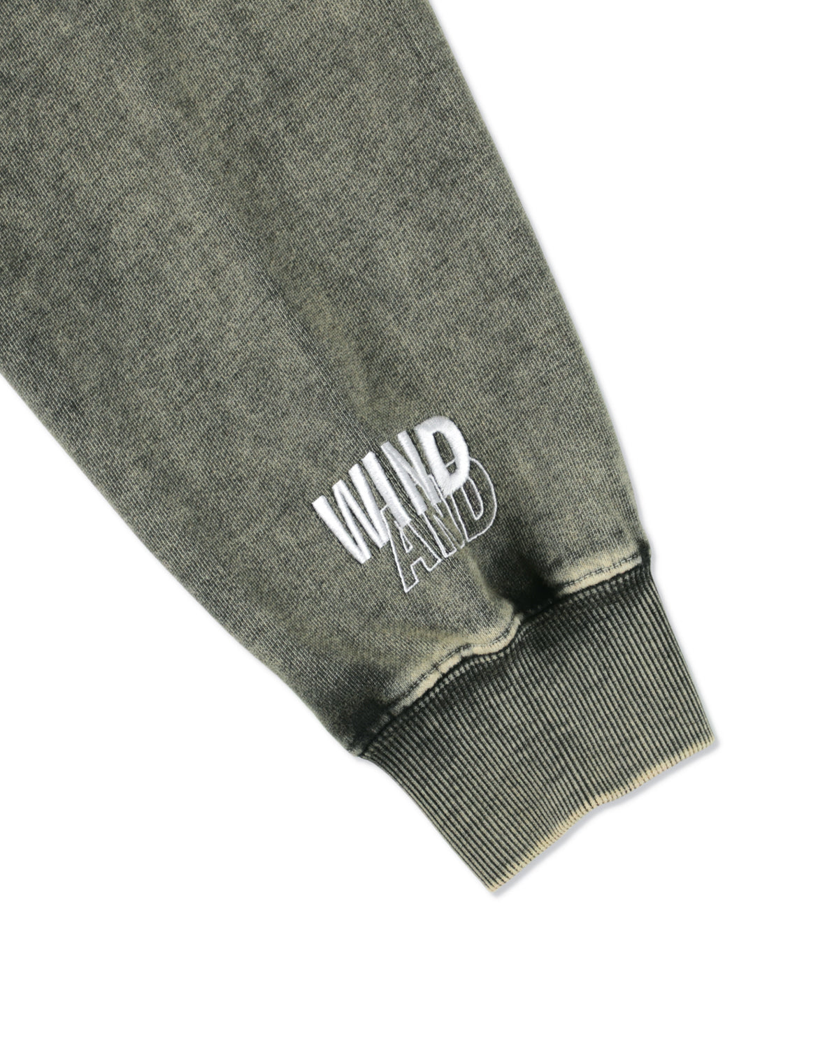 AGED ESSENTIAL CREW SWEATSHIRTS