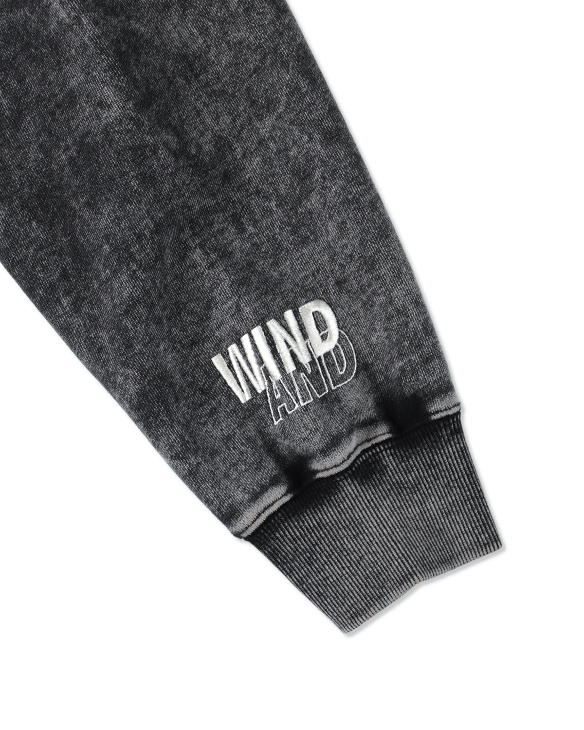 AGED ESSENTIAL HALF ZIP SWEATSHIRTS