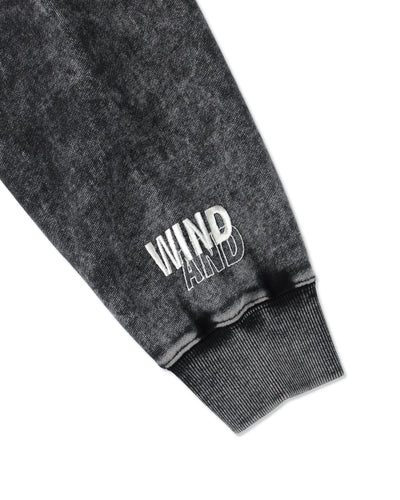 AGED ESSENTIAL HALF ZIP SWEATSHIRTS