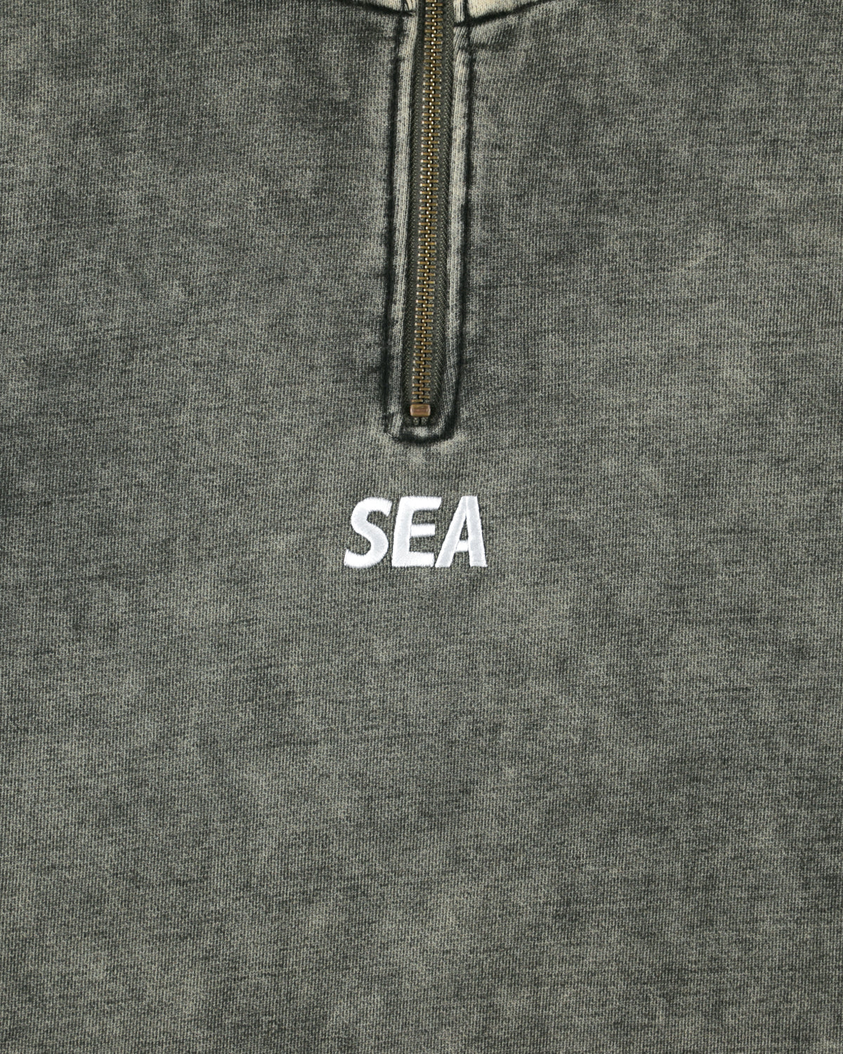 AGED ESSENTIAL HALF ZIP SWEATSHIRTS