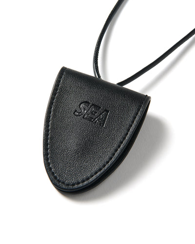 SEA GLASSES HOLDER NECKLACE