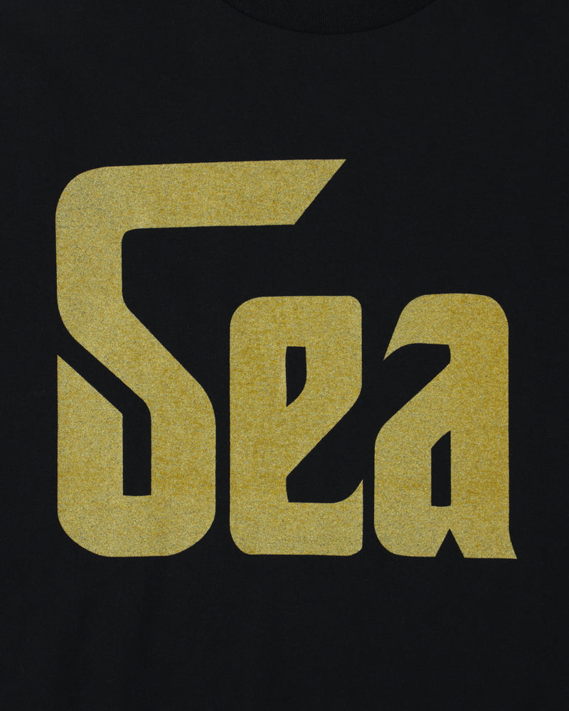 THE FAMILY BUSINESS TEE