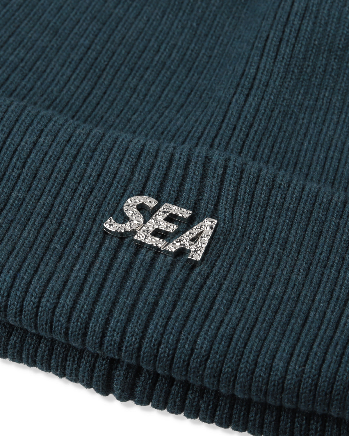 METAL LOGO KNIT CAP