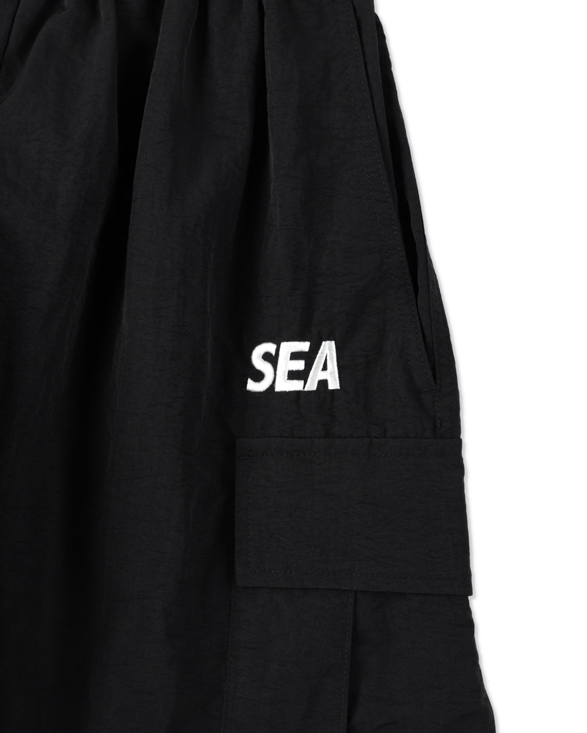 NYLON CARGO SHORTS