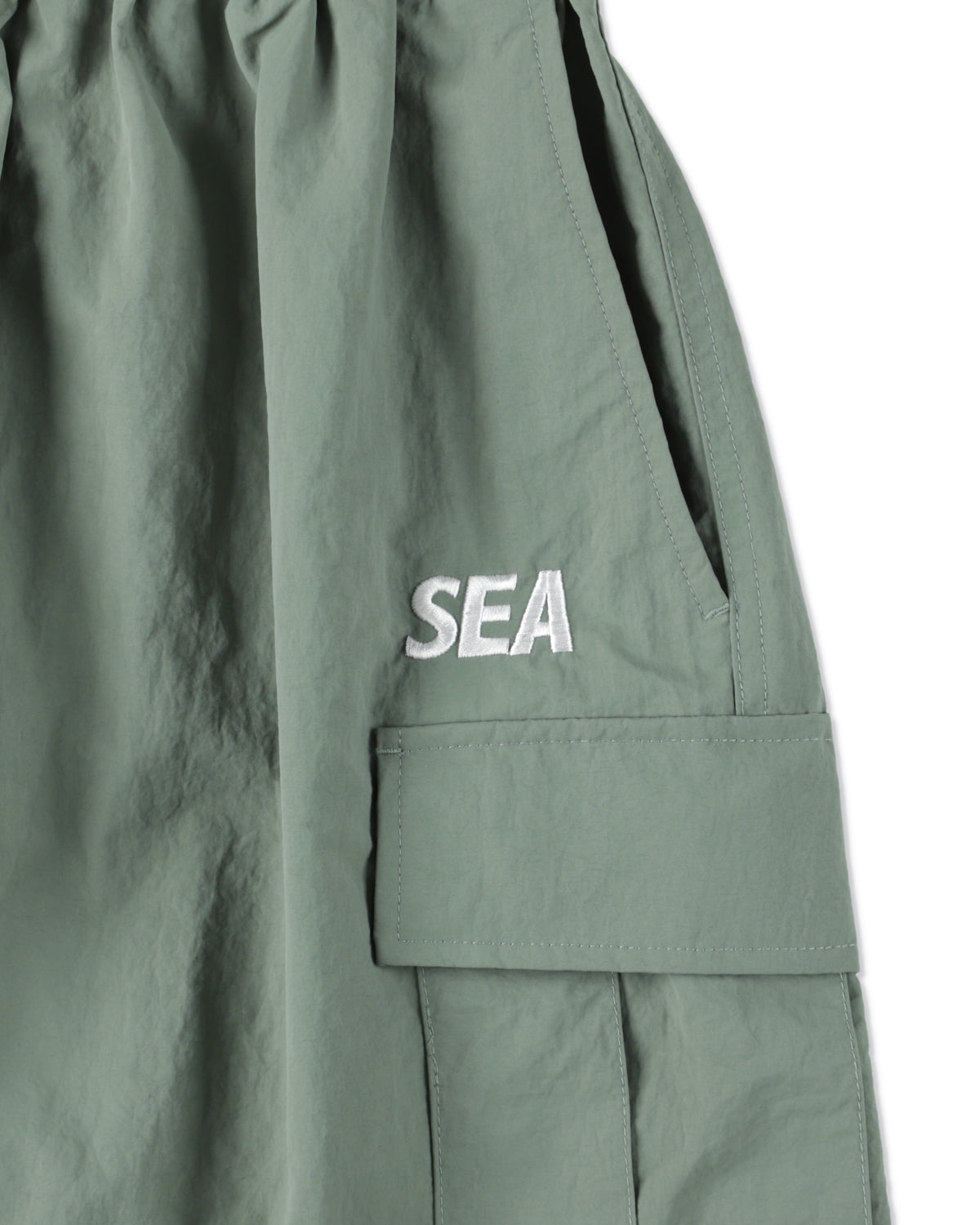 NYLON CARGO SHORTS – WIND AND SEA