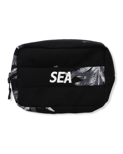 PALM TREE FLANNEL POUCH