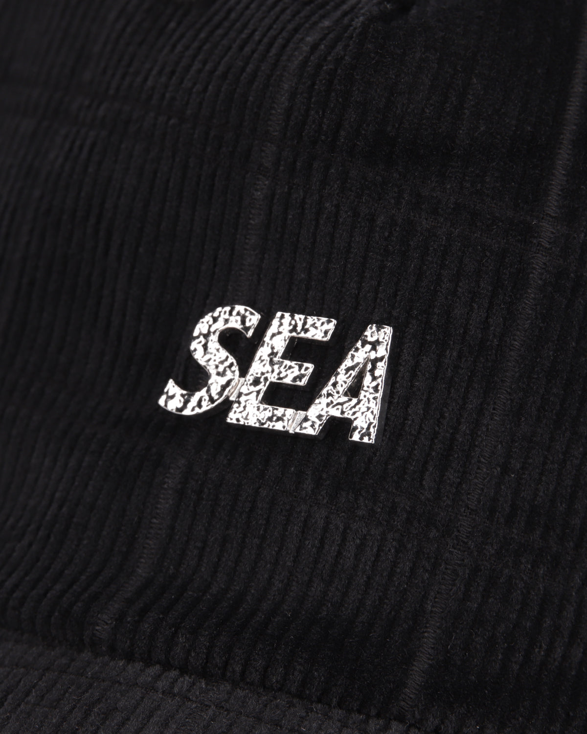 CORDUROY METAL LOGO CAP