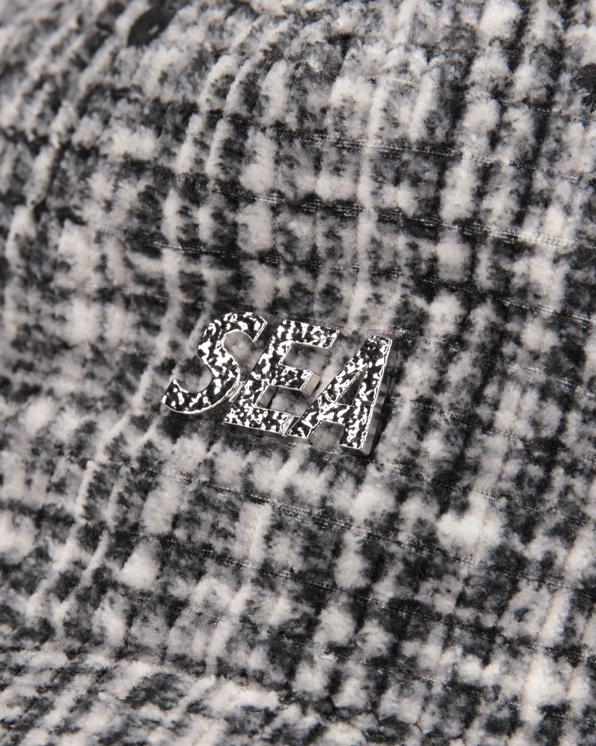 CORDUROY METAL LOGO CAP