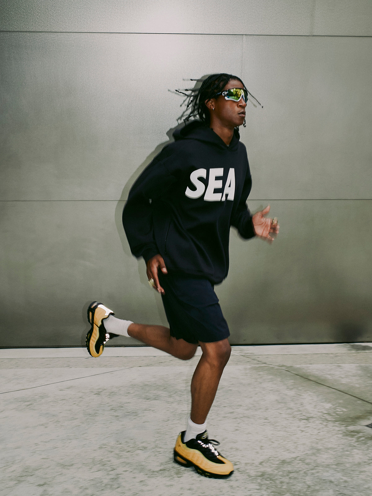 Loose Fit Hooded Sweatshirt